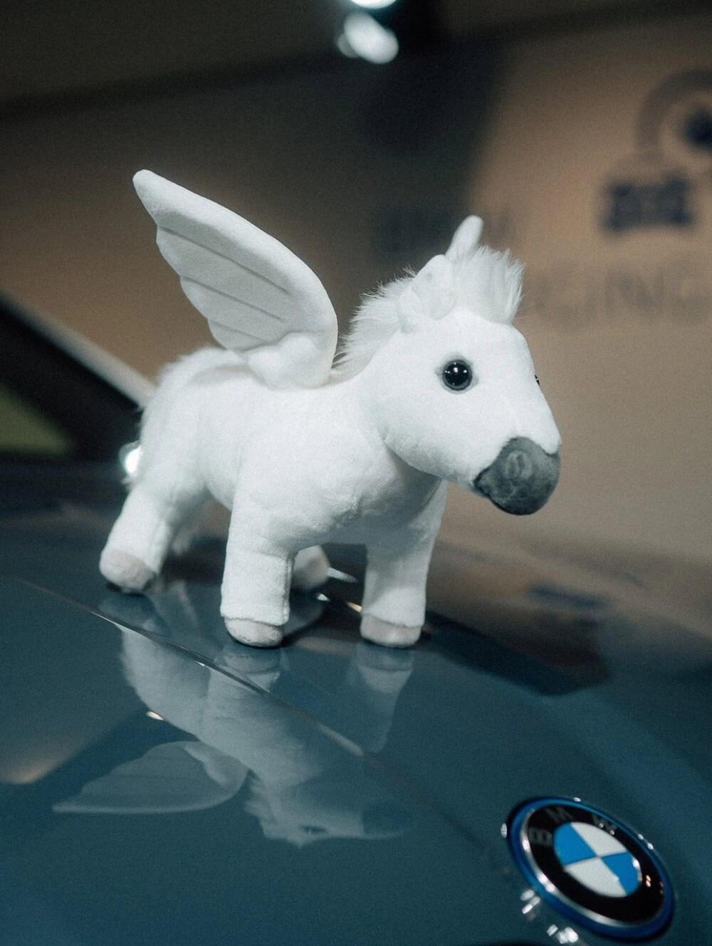 Genuine BMW PLUSH PEGASUS "PEGGY" From Superbowl Ad Retired Rare Find NWOT
